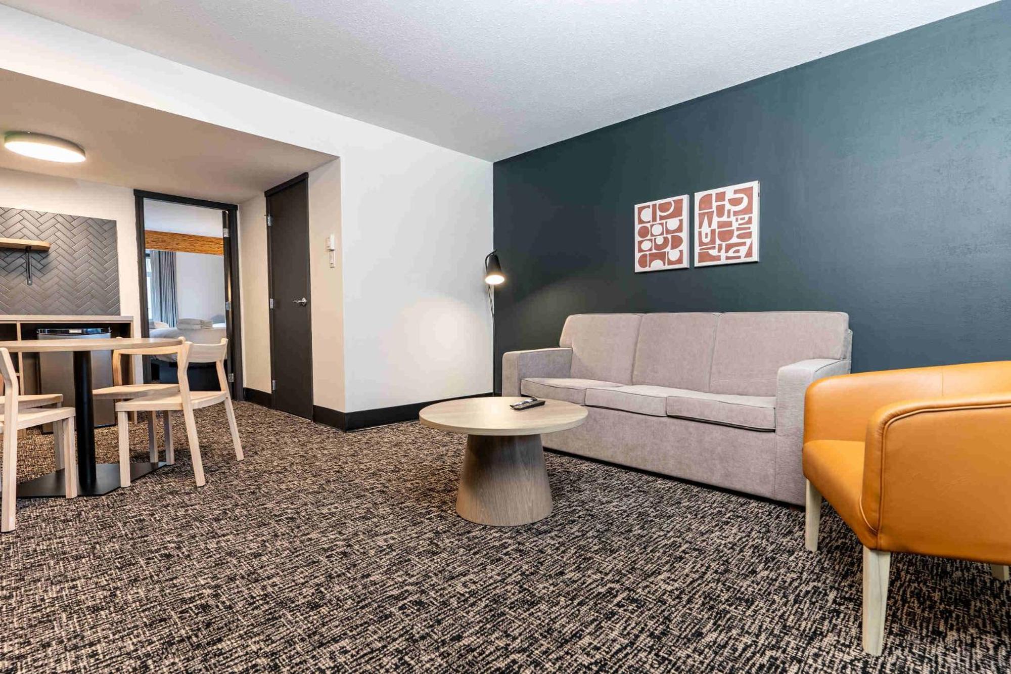 Hotel Northwinds Revelstoke